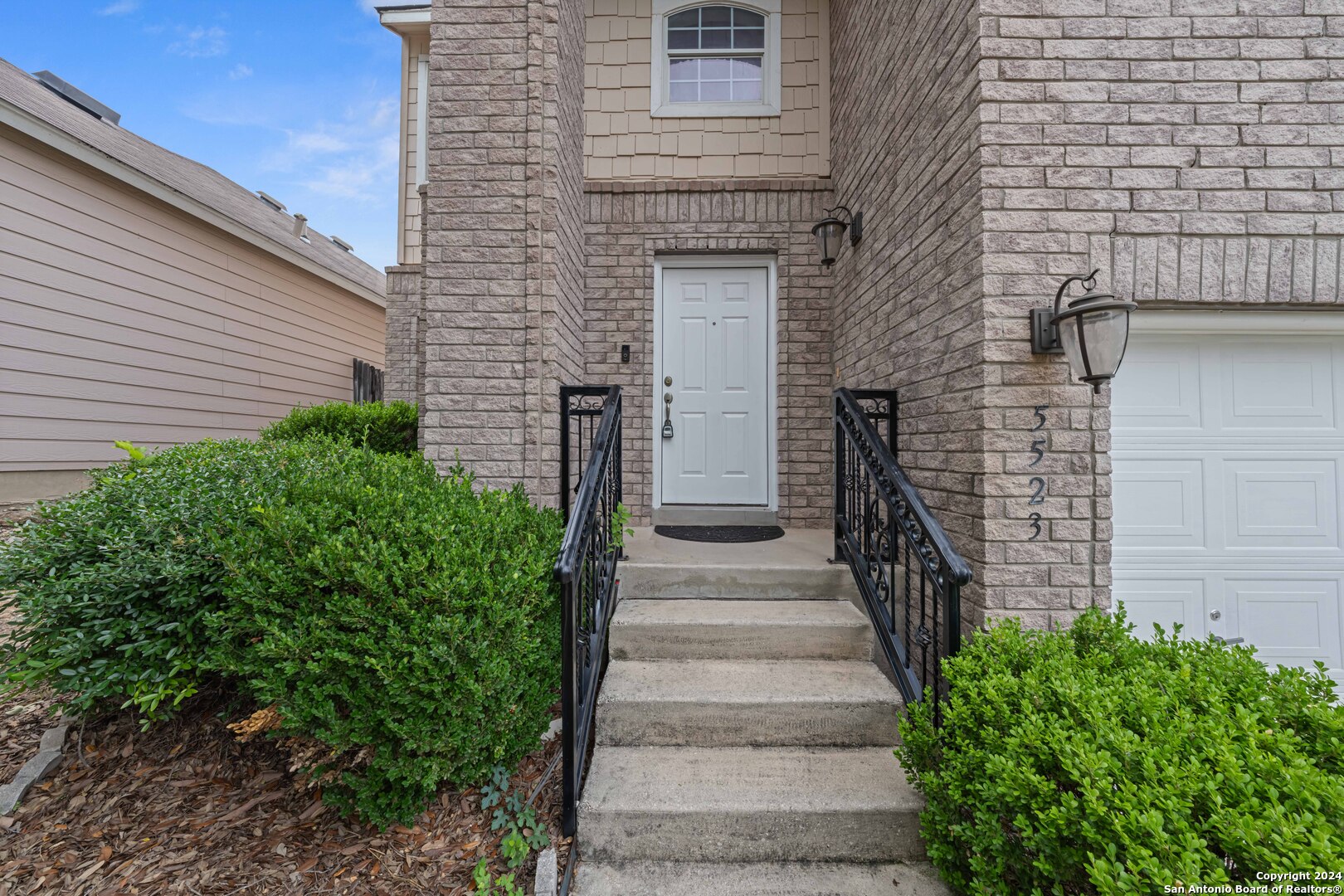5523 TOMAS CIR