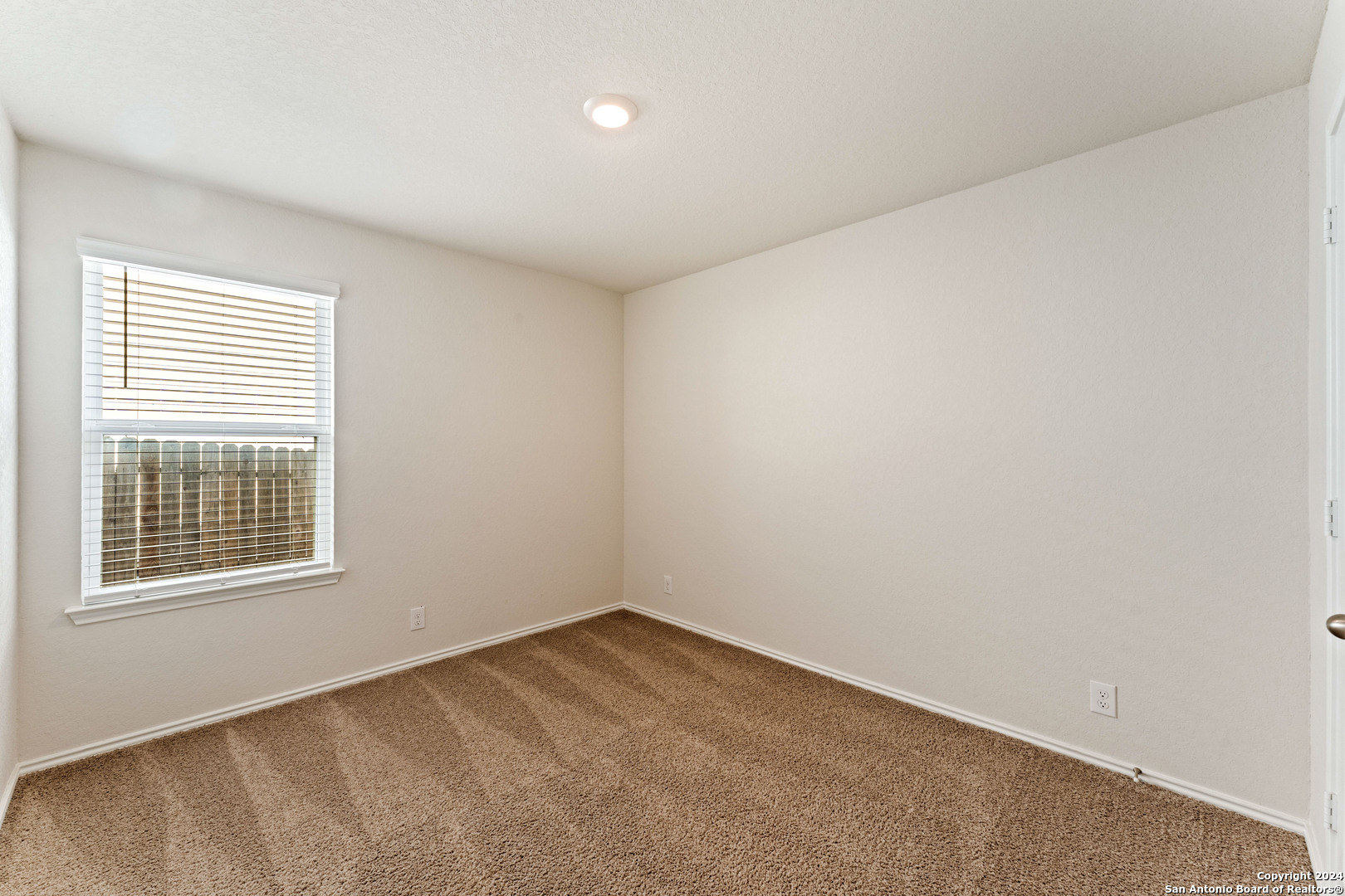 10510 EGREMONT