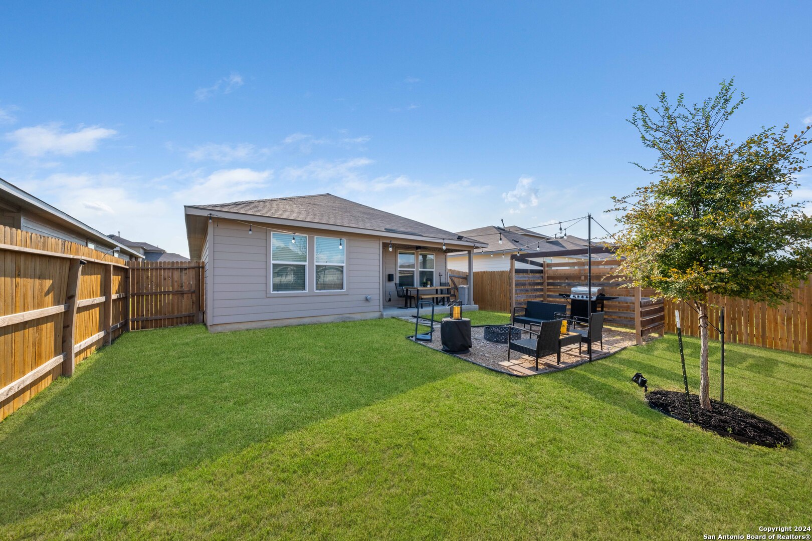 4414 LAKE RITTER ST