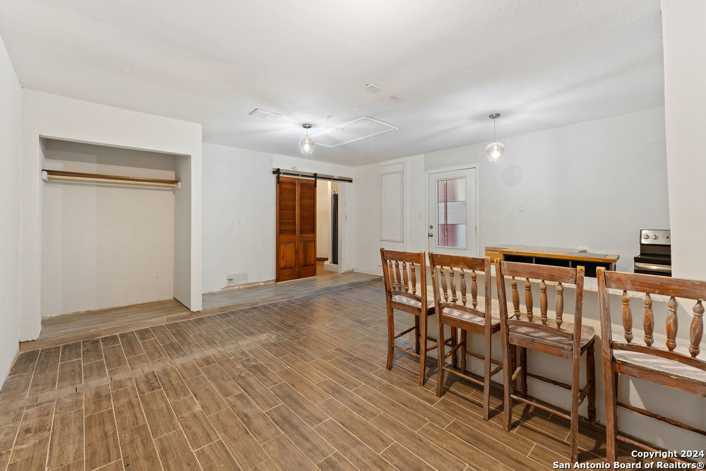4502 EVERETT LOOP