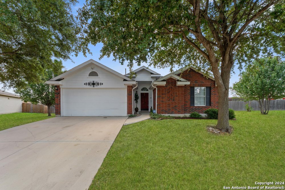 4502 EVERETT LOOP