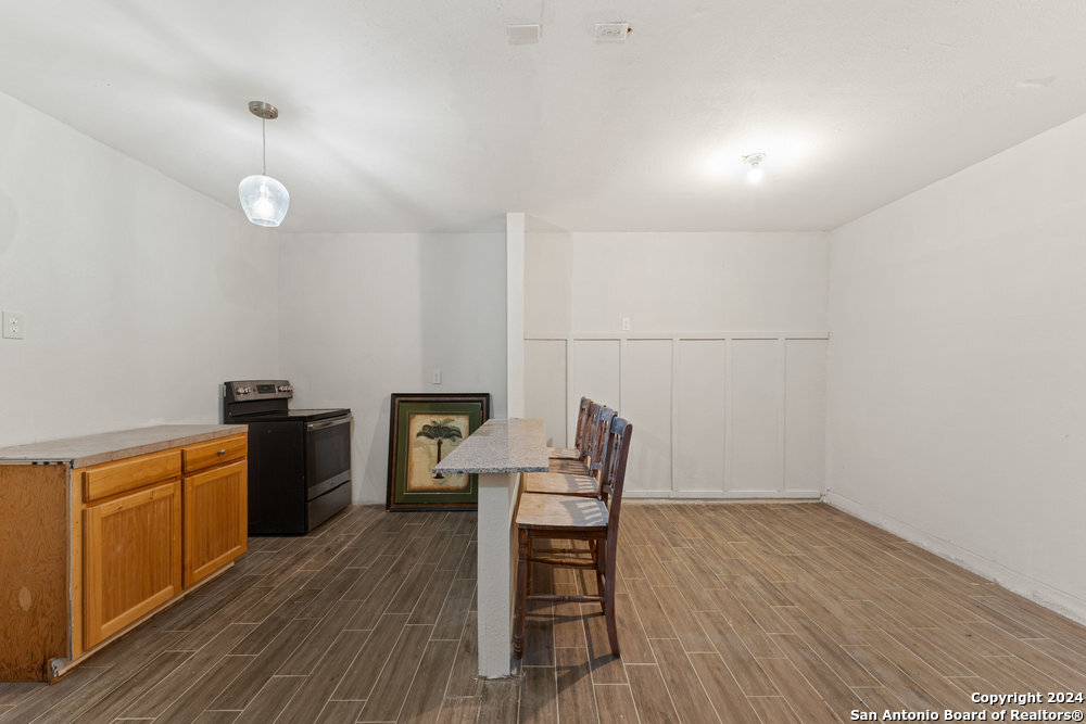 4502 EVERETT LOOP