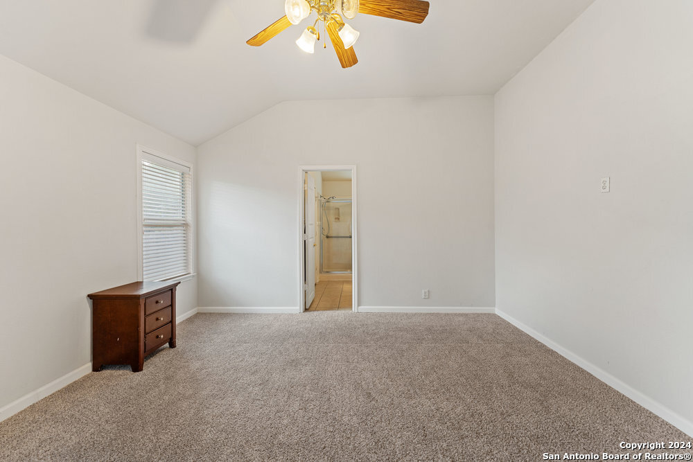 4502 EVERETT LOOP