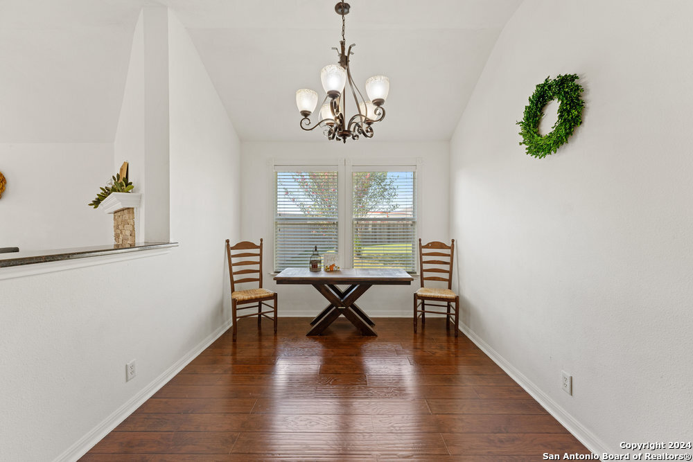 4502 EVERETT LOOP