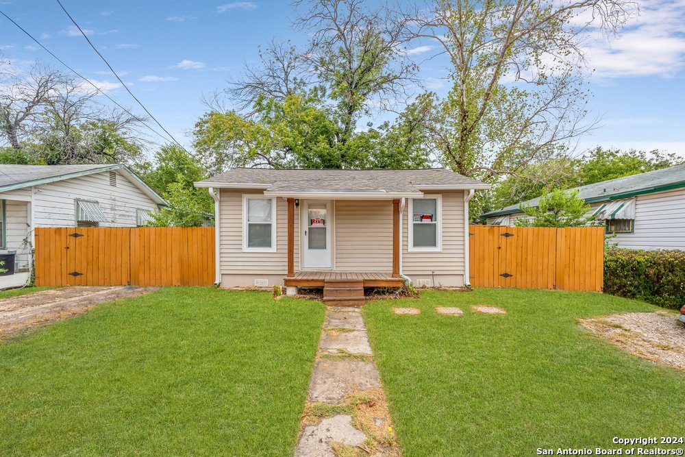 3123 WEIR AVE