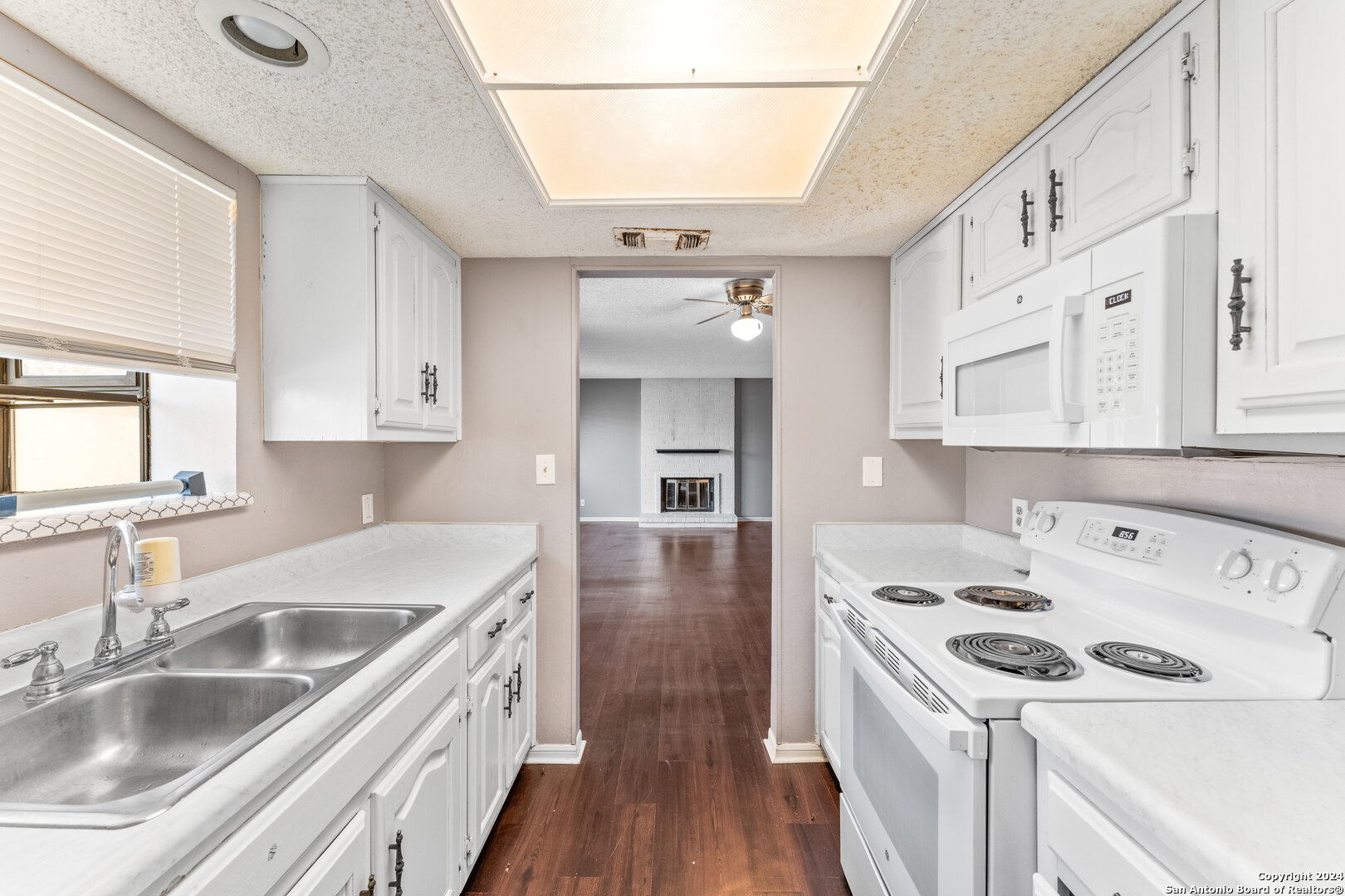 11843 BRAESVIEW 1016