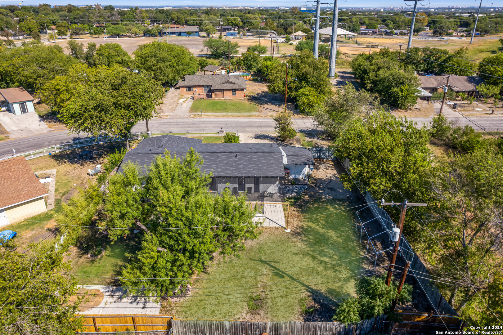 7814 GALLOP DR