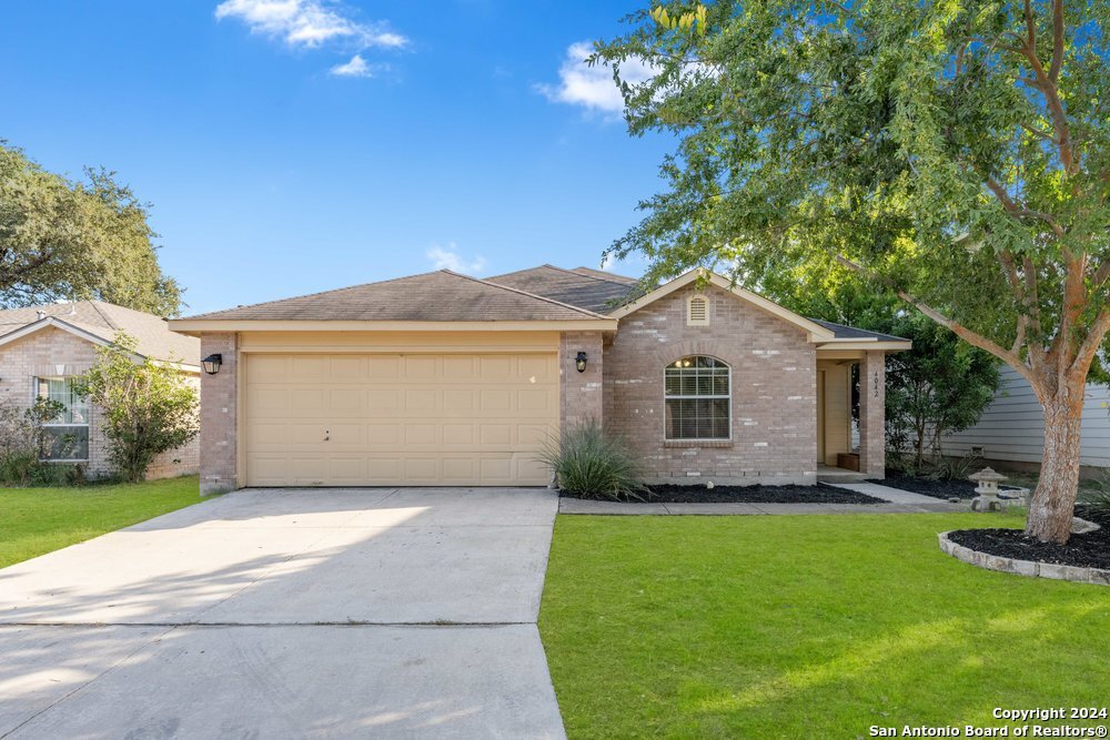 4042 WISTERIA WAY