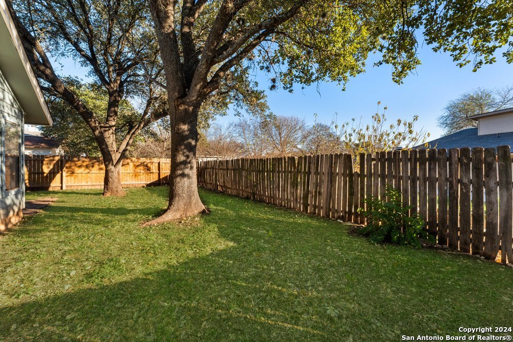 9234 Deer Village
