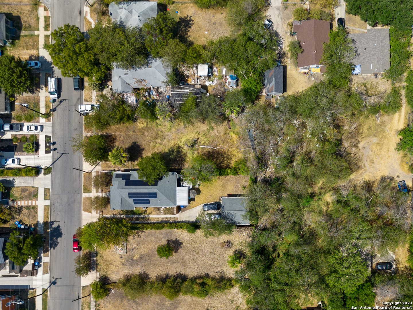807 MARTIN LUTHER KING DR