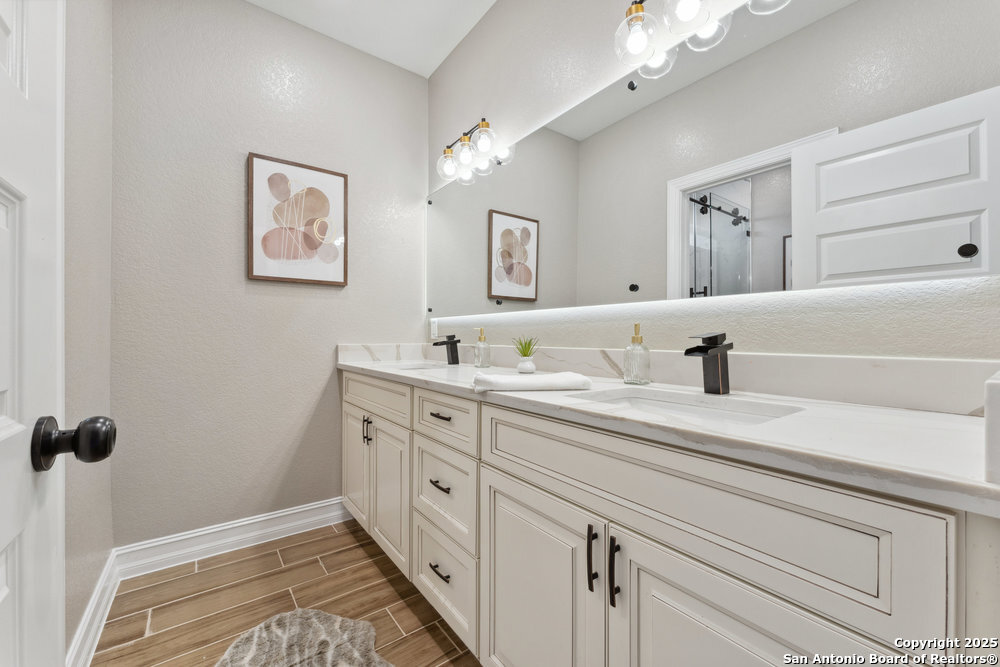 192 Hidden Ranch Ct