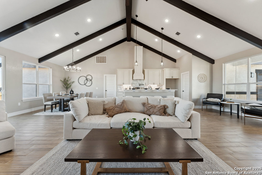 192 Hidden Ranch Ct