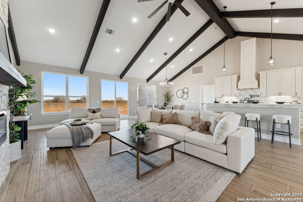 192 Hidden Ranch Ct