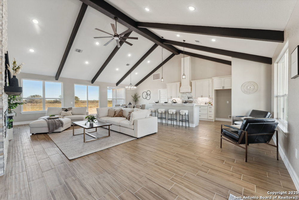 192 Hidden Ranch Ct