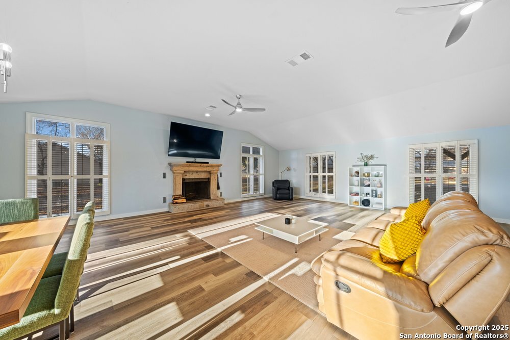 7964 JETHRO LN