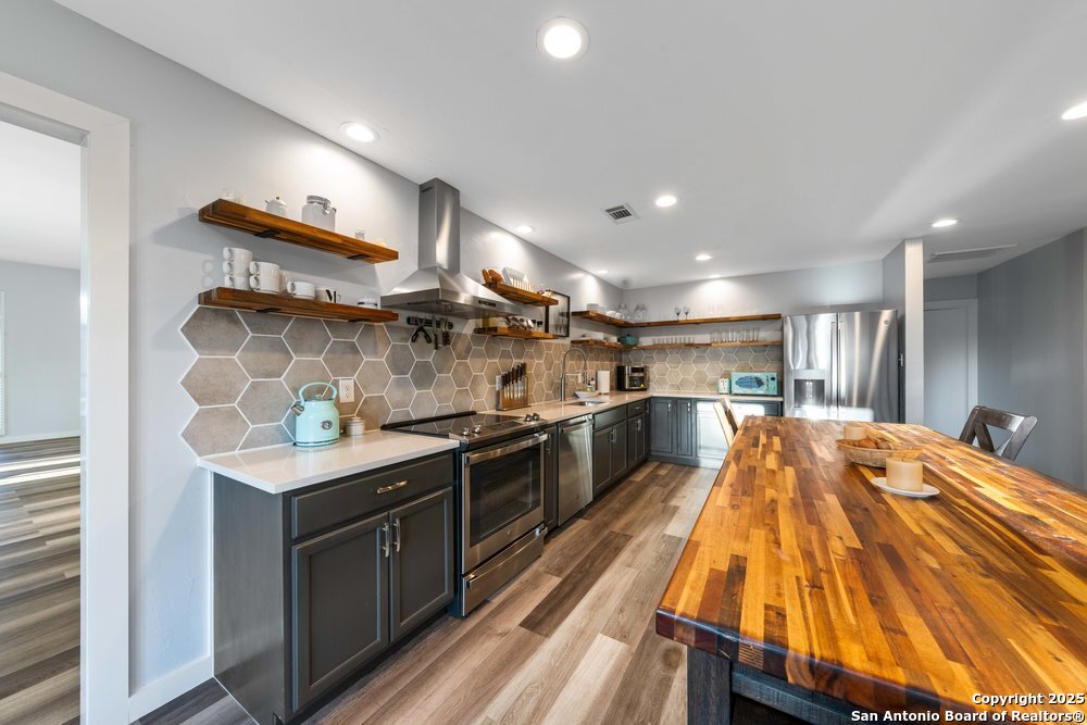 7964 JETHRO LN