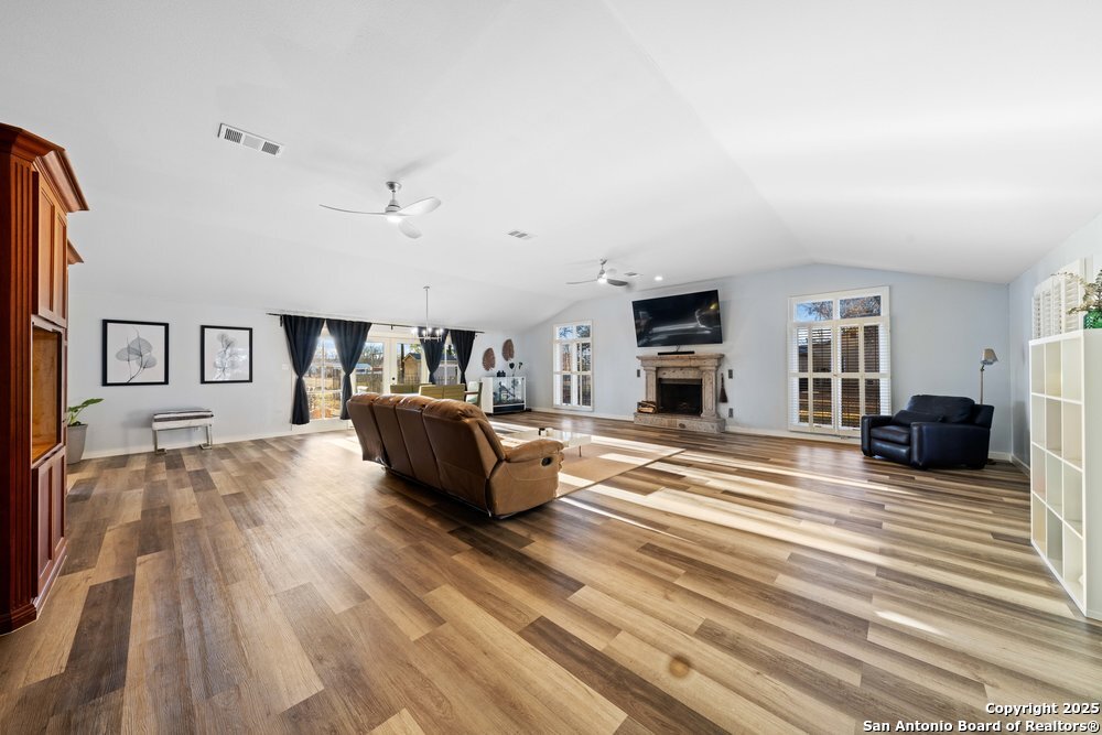 7964 JETHRO LN