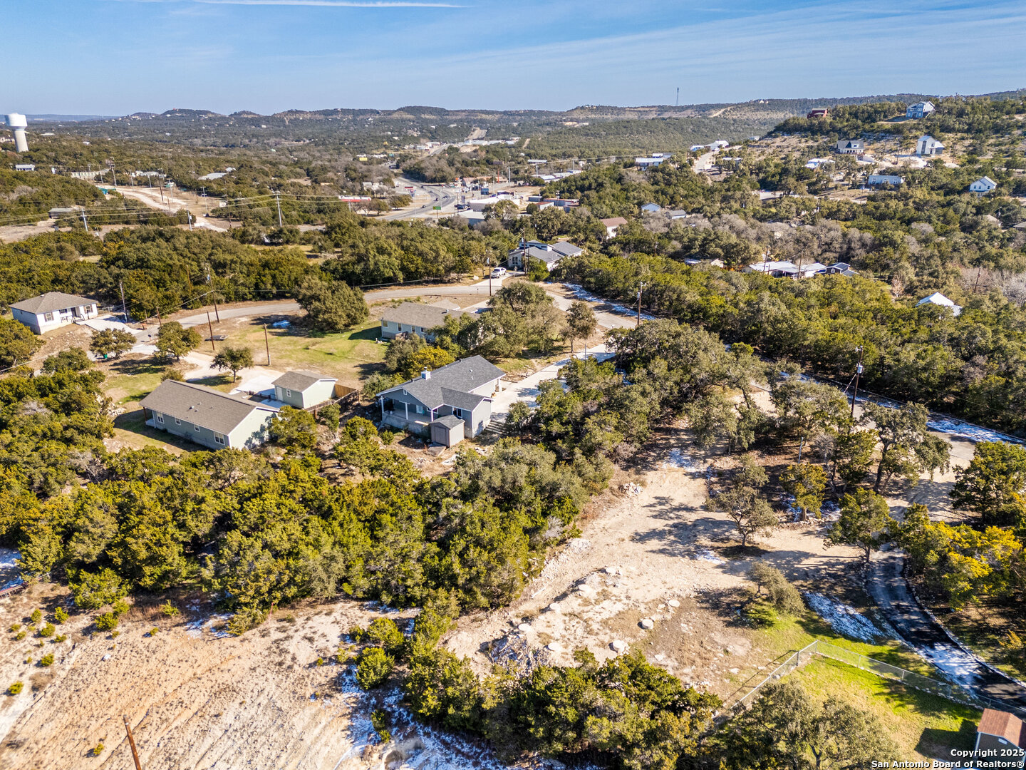 821 SCENIC HILLS DR