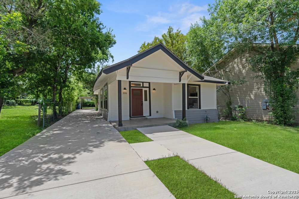 306 COOPER ST