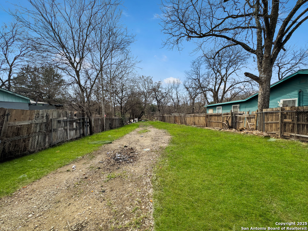 6706 ELMER BLVD #9