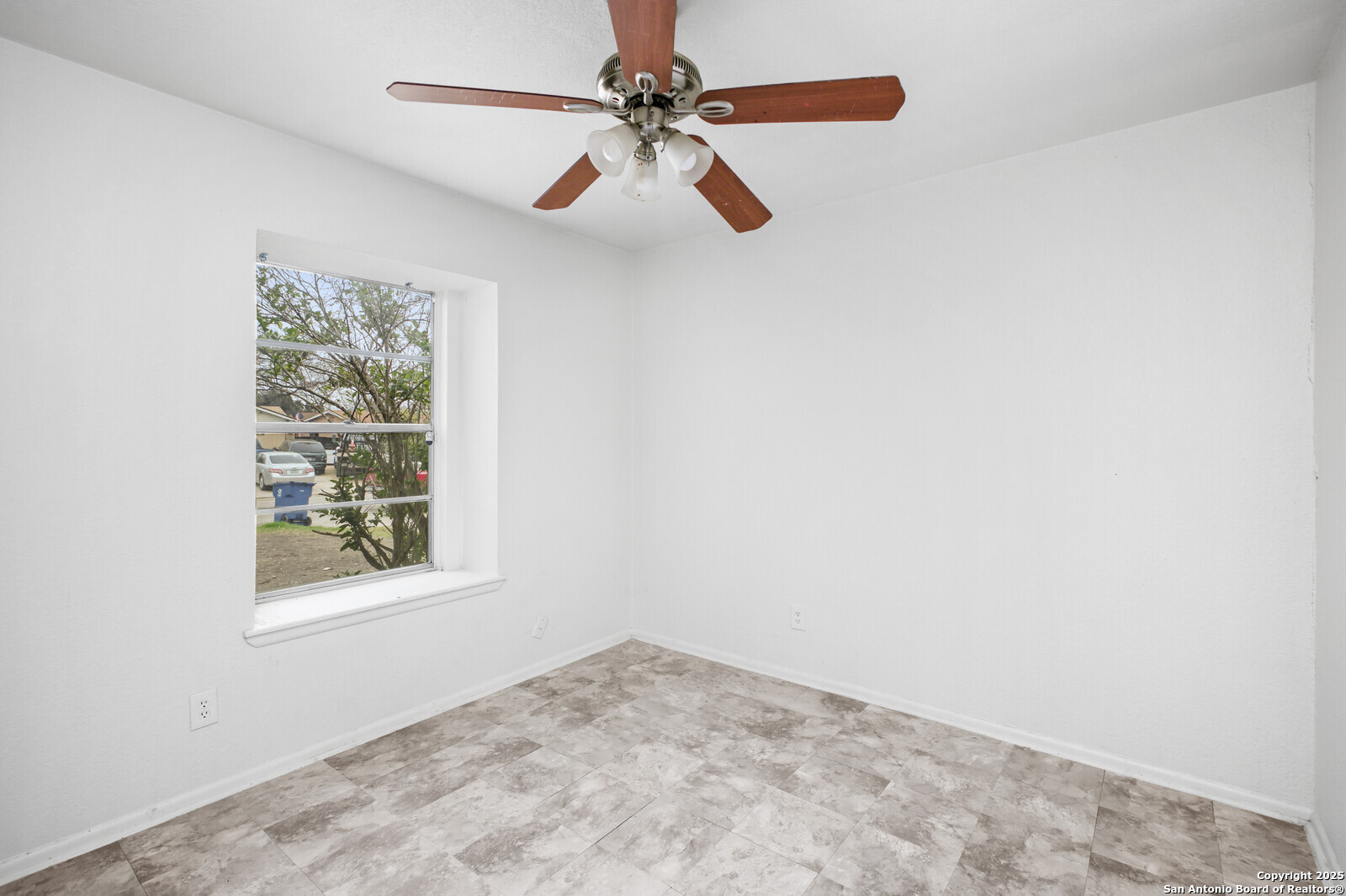 5031 GENE CERNAN DR