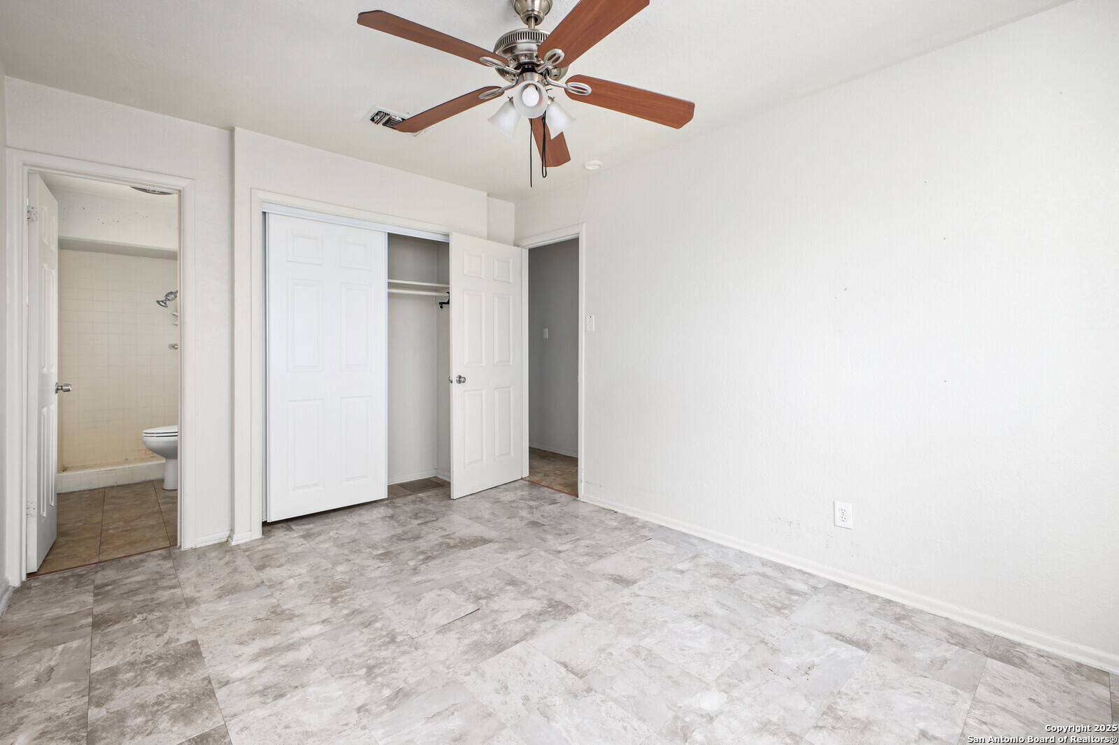 5031 GENE CERNAN DR