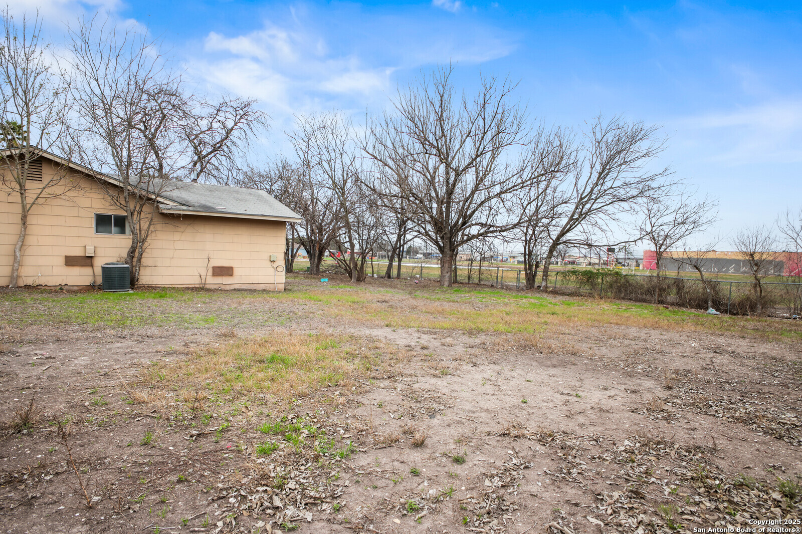 5031 GENE CERNAN DR