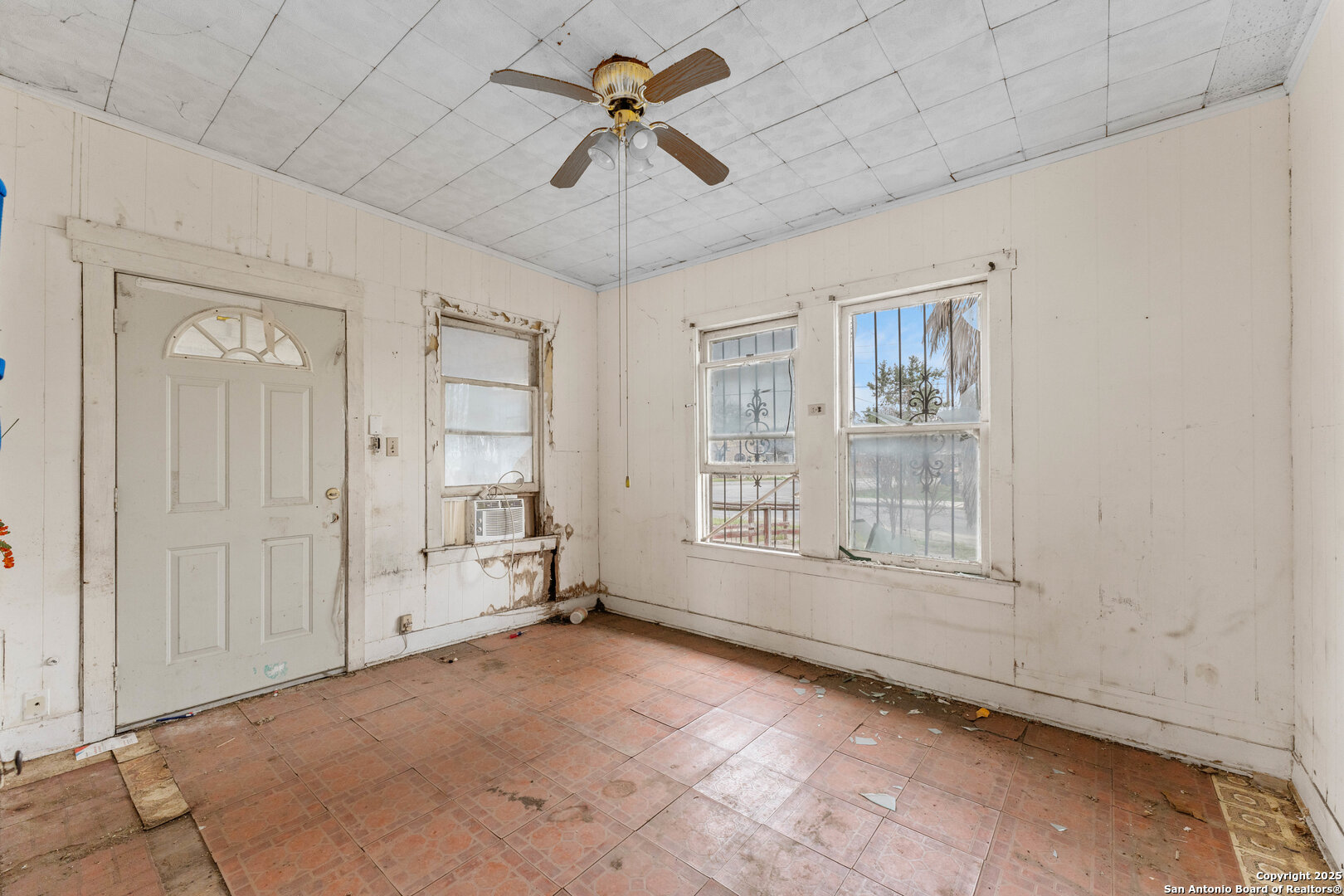 3303 Buena Vista