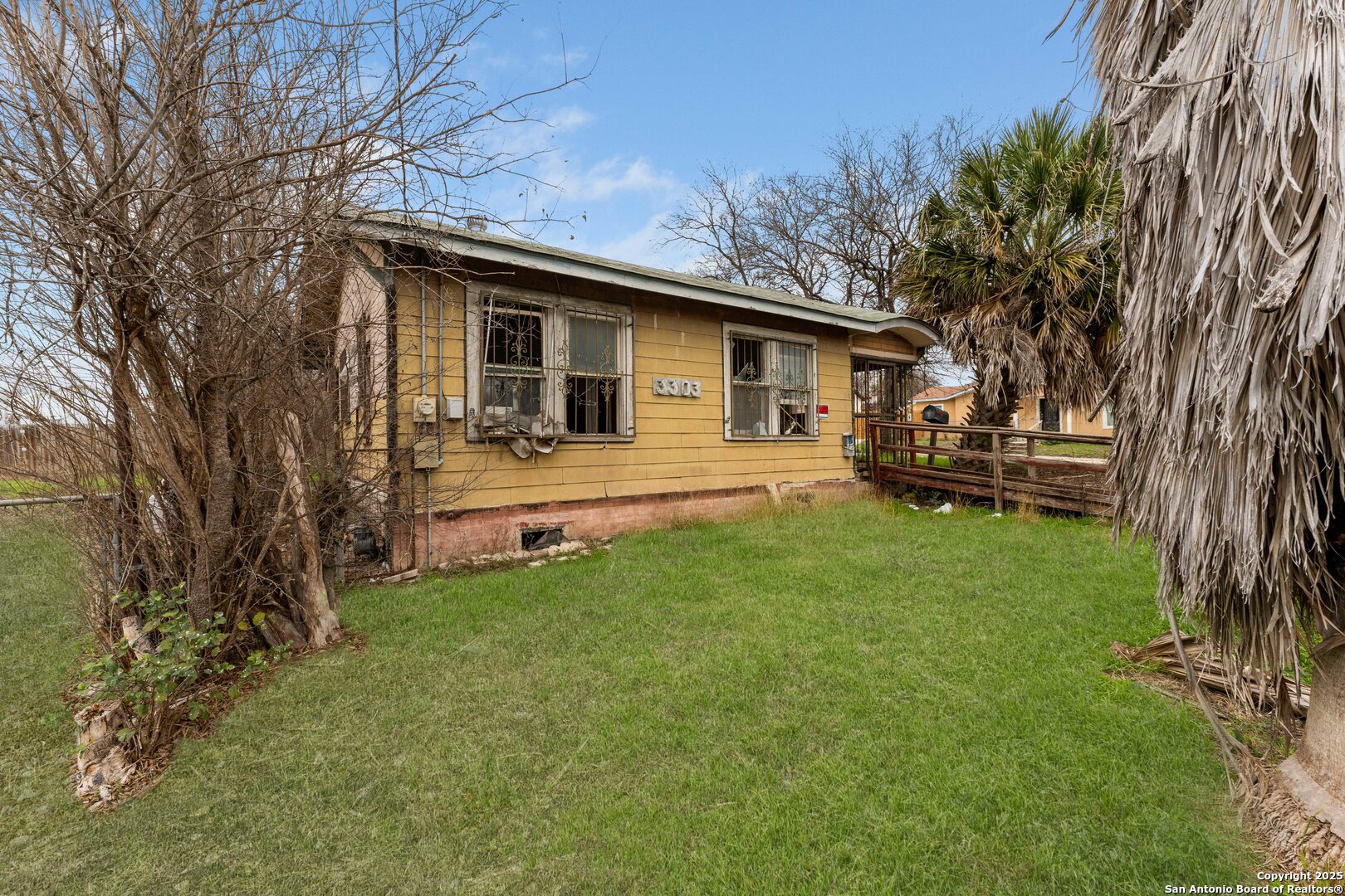 3303 Buena Vista