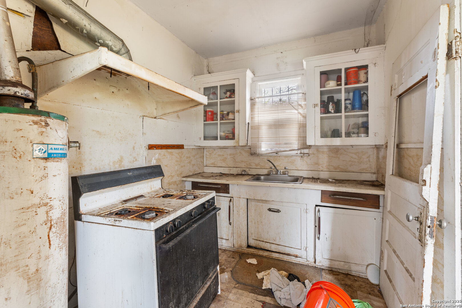 3303 Buena Vista
