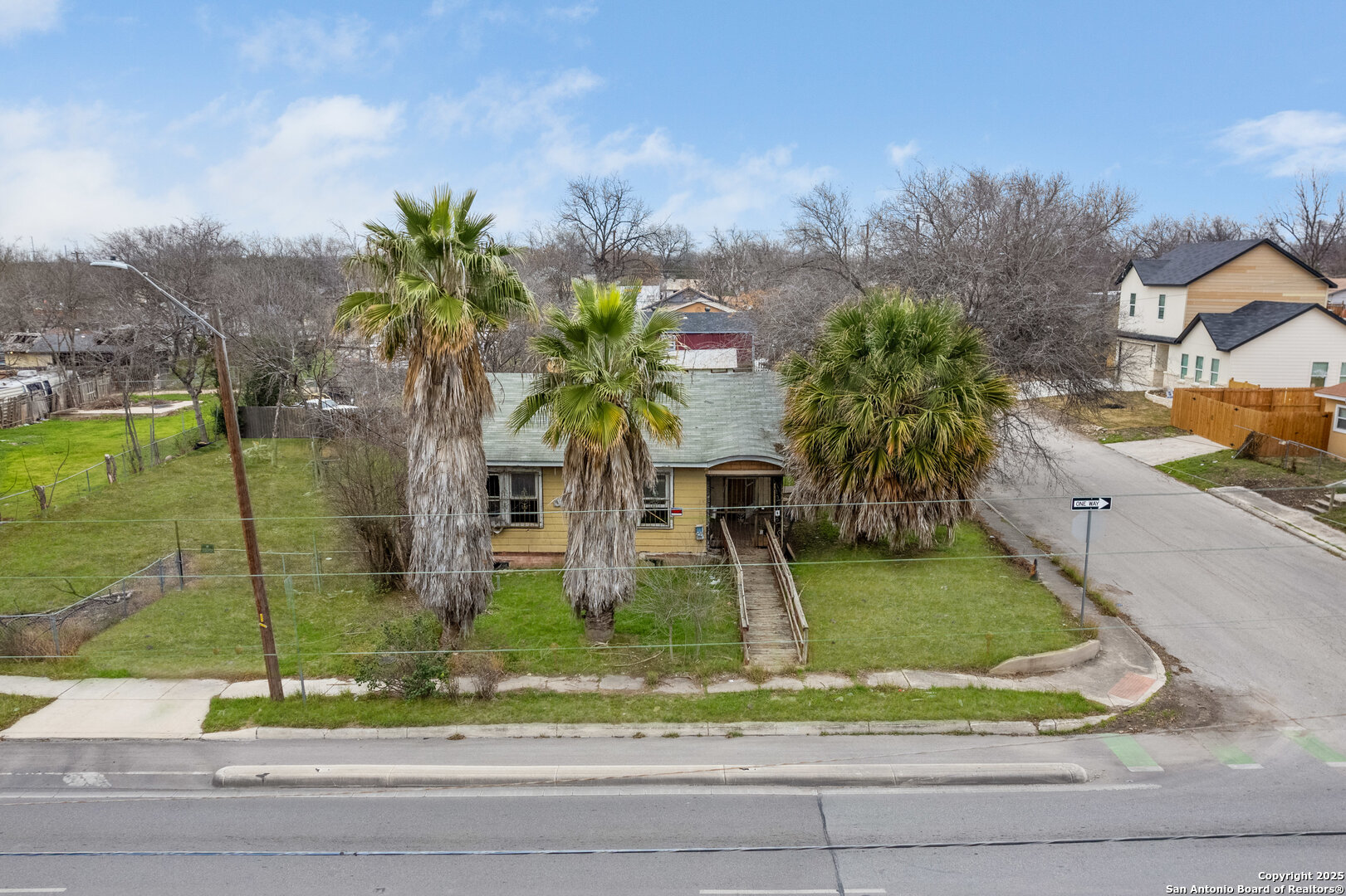 3303 Buena Vista
