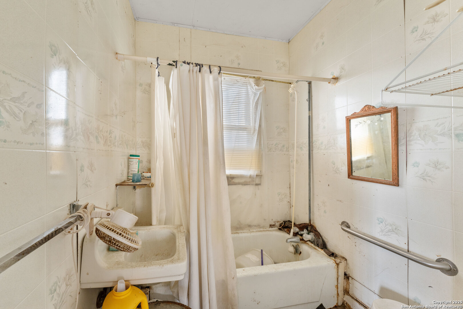 3303 Buena Vista