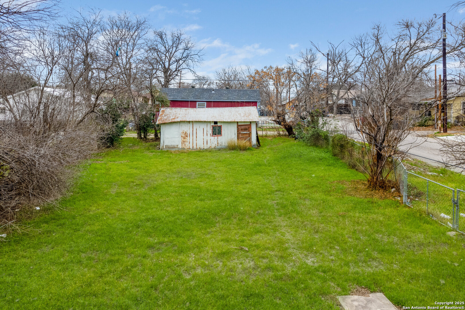 3303 Buena Vista