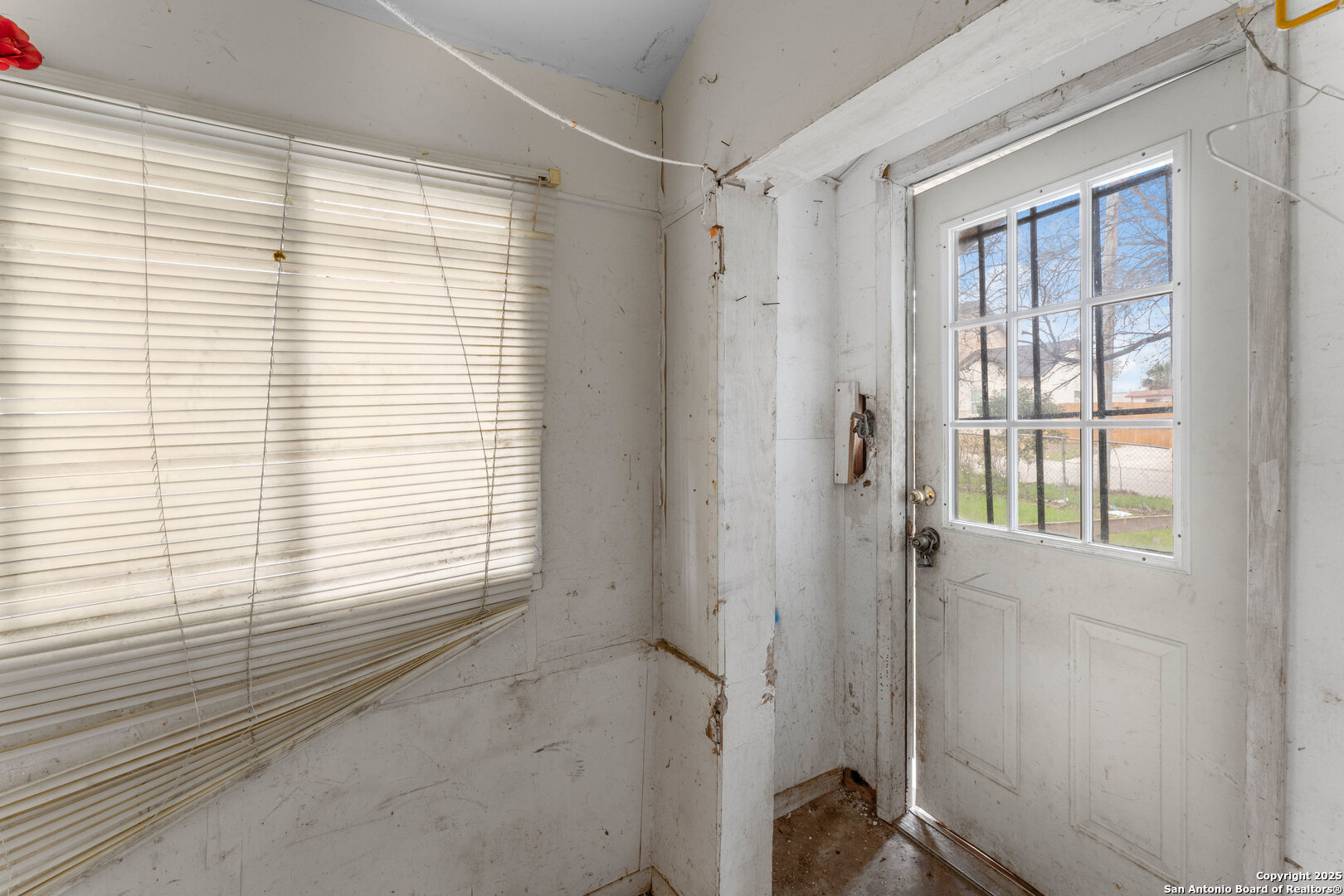 3303 Buena Vista