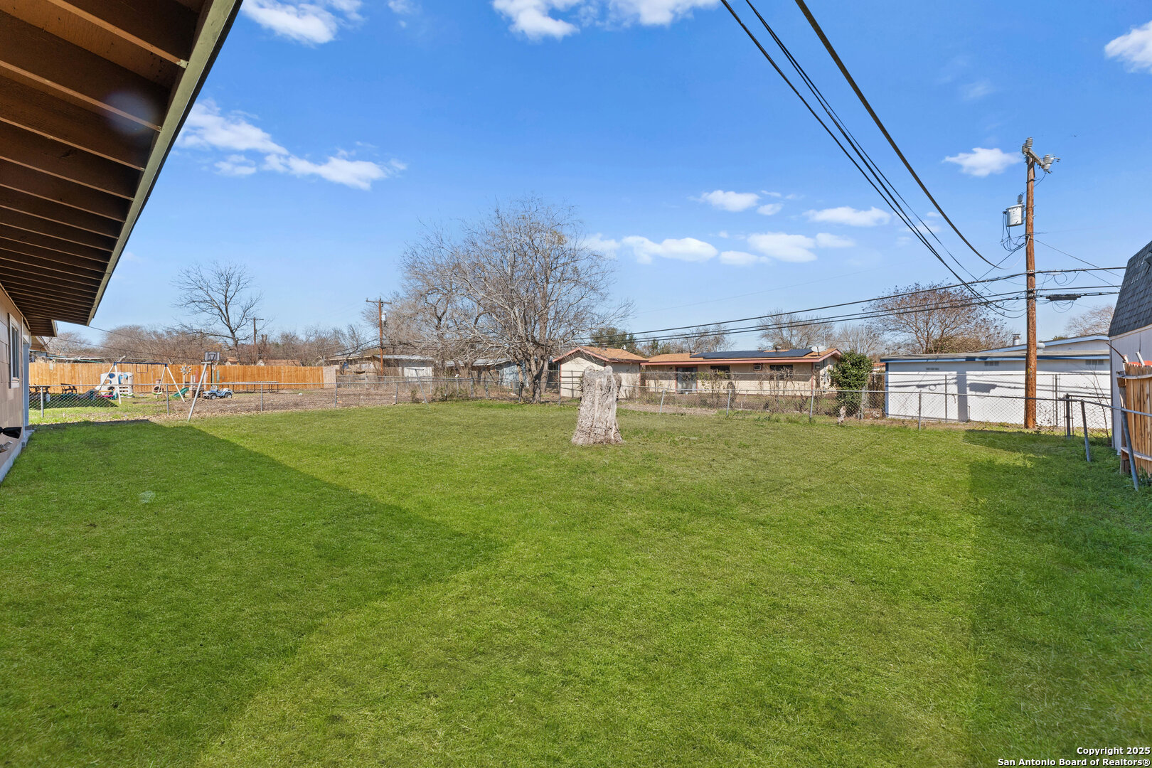 6123 Cedar Valley Dr