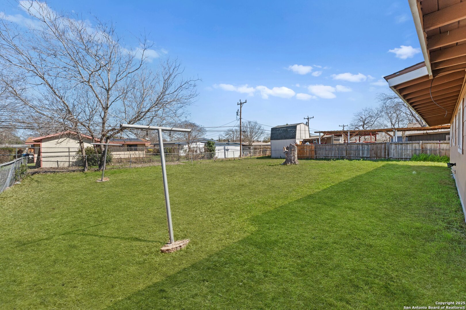 6123 Cedar Valley Dr