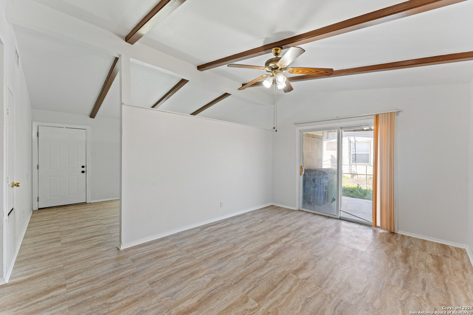 6123 Cedar Valley Dr