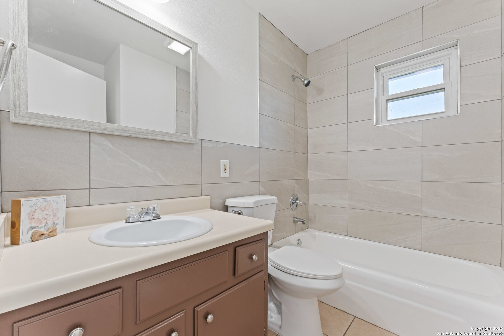 6123 Cedar Valley Dr
