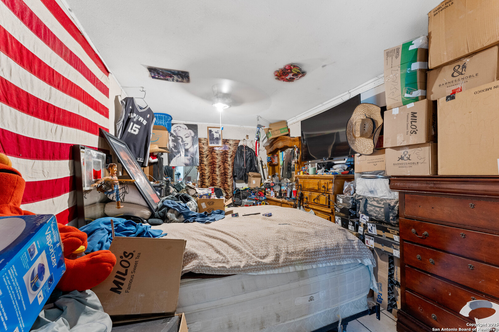 907 Overhill Drive