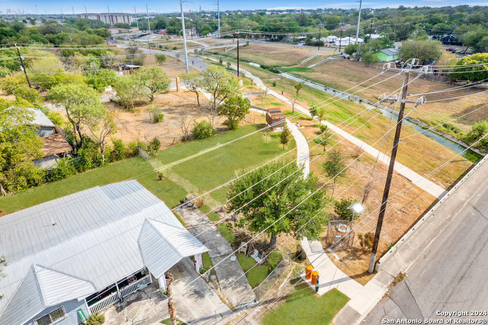 332 N SAN IGNACIO AVE