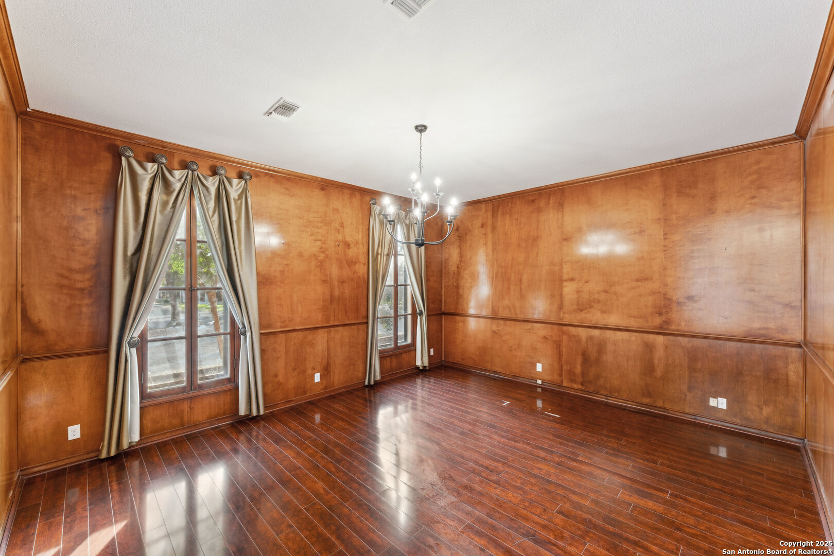 201 Honeysuckle