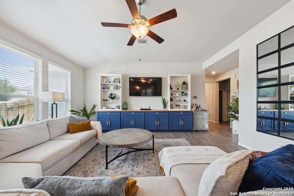 2302 Verona Way