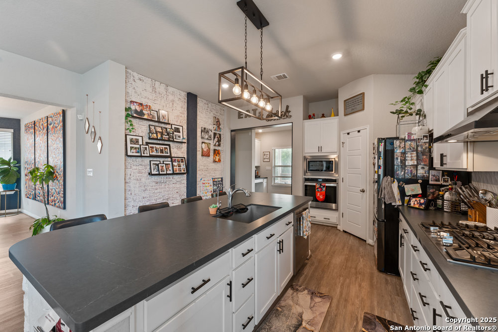 2302 Verona Way