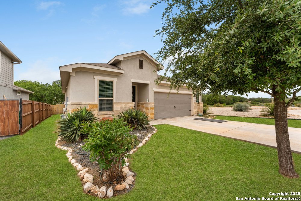 2302 Verona Way