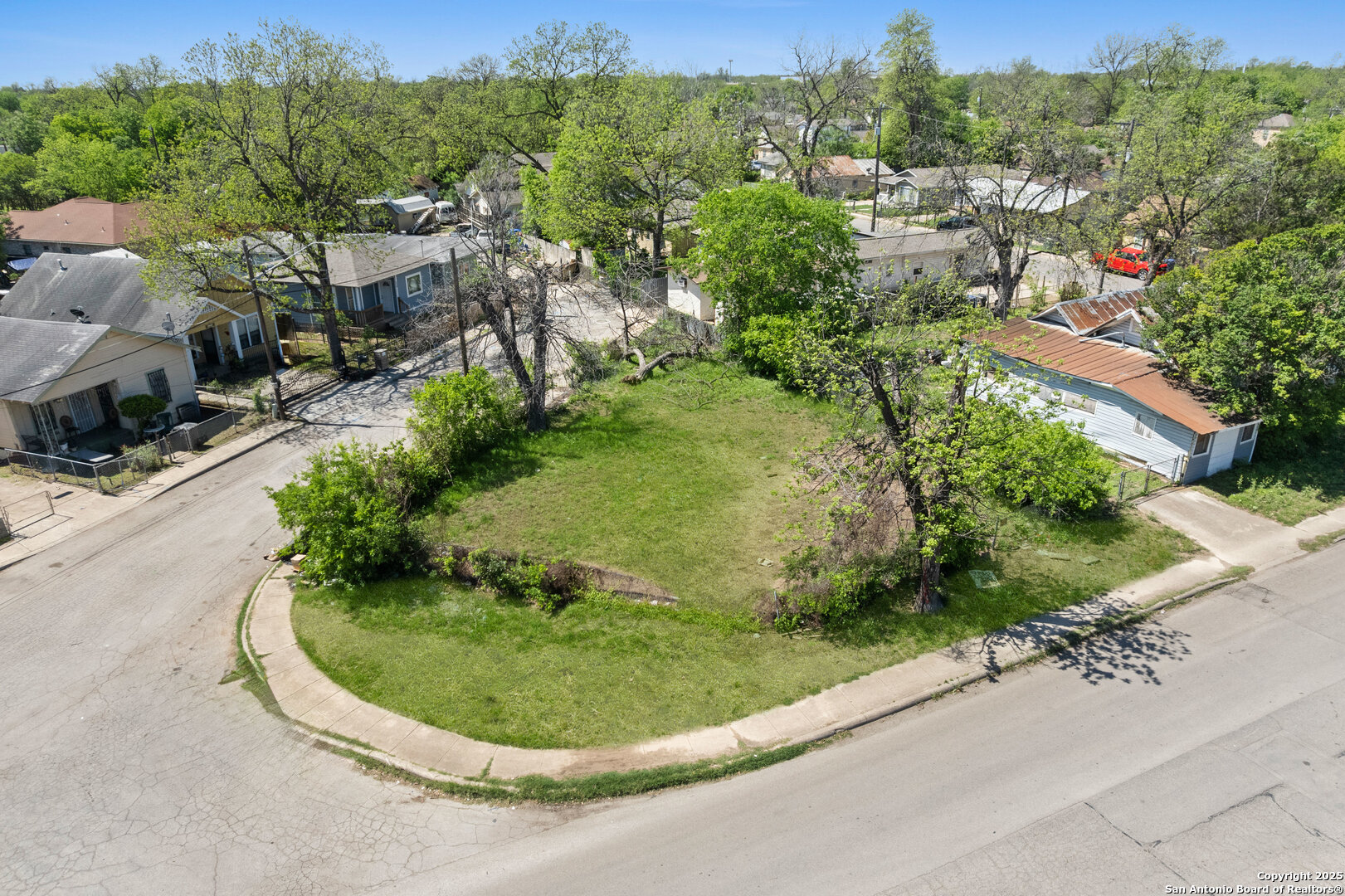 105 Shiner St