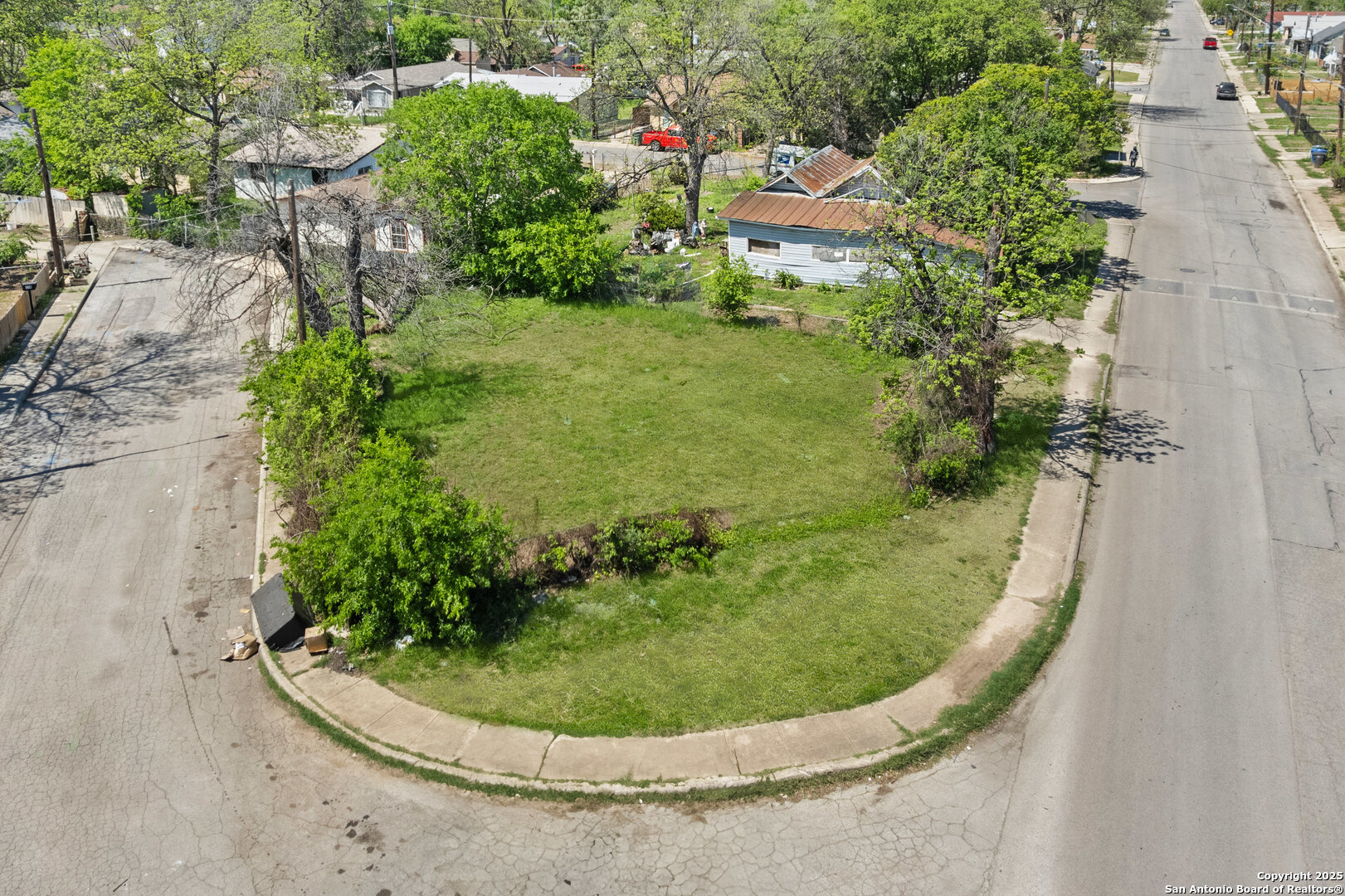 105 Shiner St