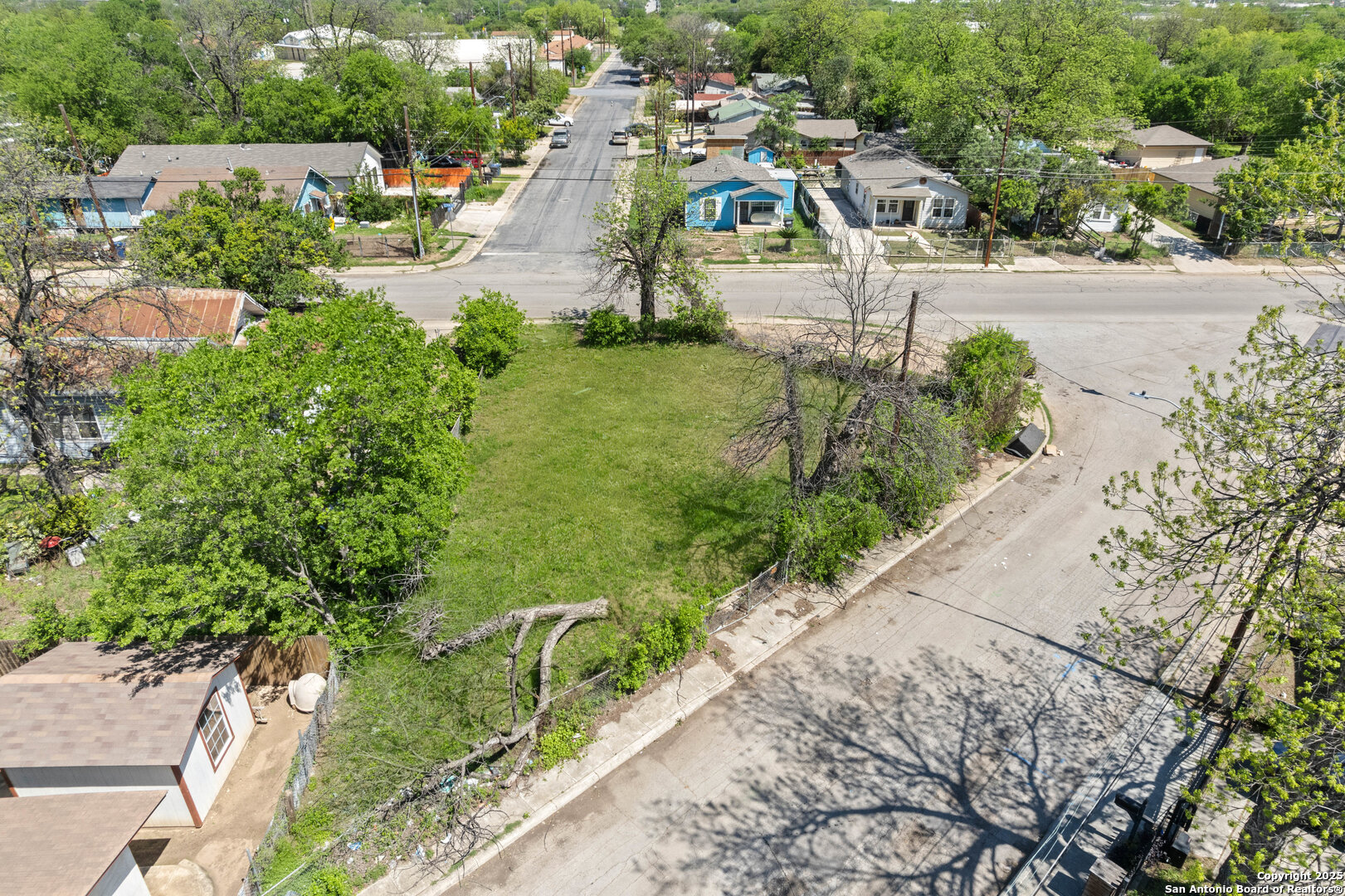 105 Shiner St