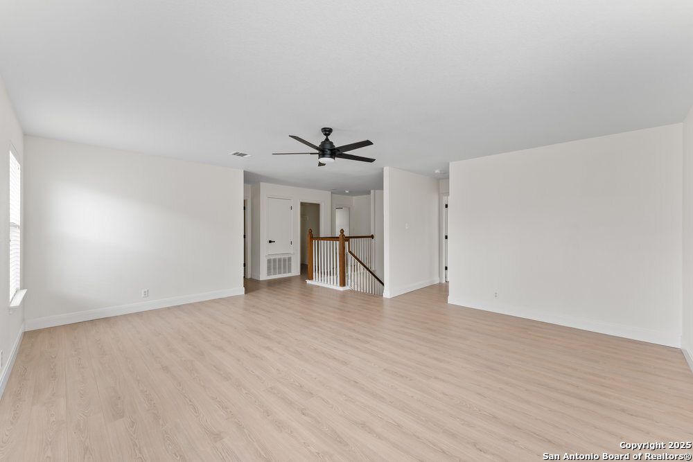 8651 Eagle Peak