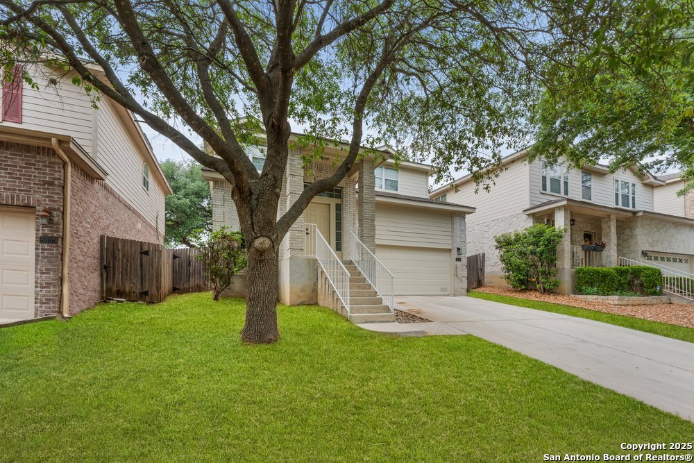 8651 Eagle Peak