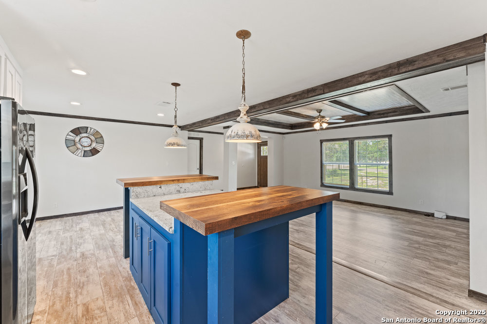 306 Wren Cir